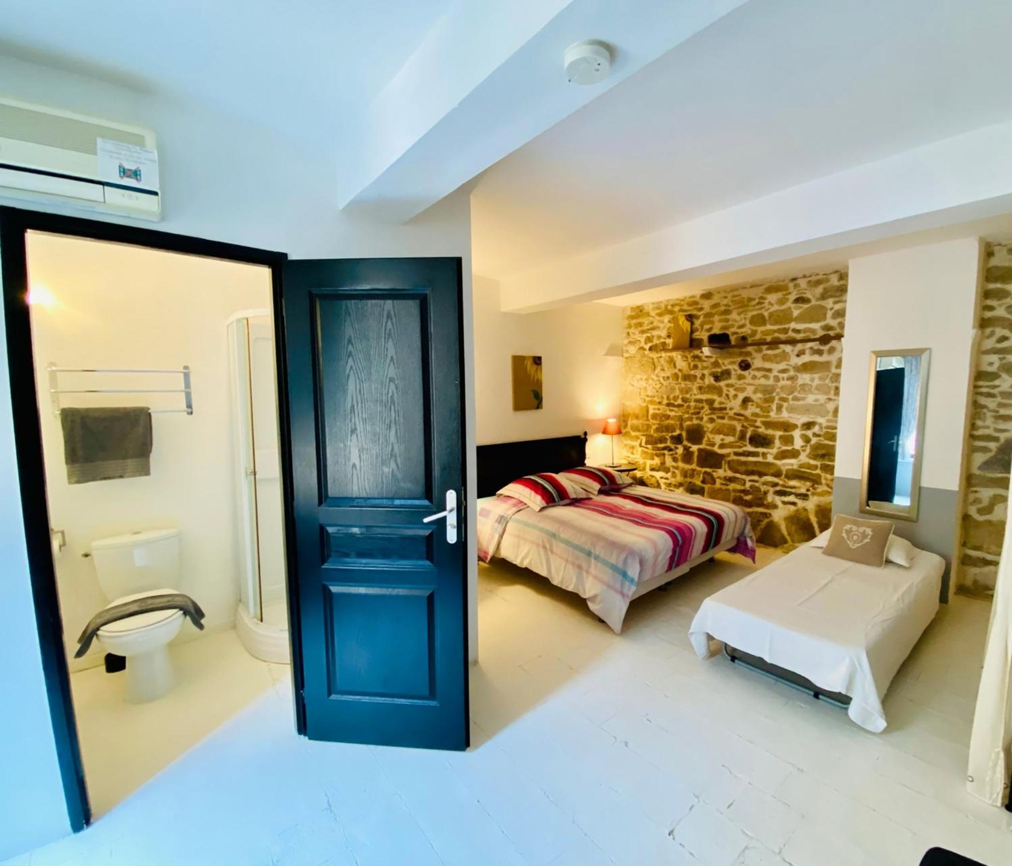 Les Chambres De La Villa Eugenie Lézignan-Corbières Εξωτερικό φωτογραφία