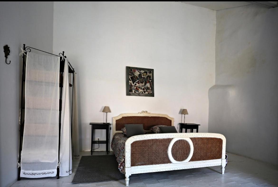 Les Chambres De La Villa Eugenie Lézignan-Corbières Δωμάτιο φωτογραφία